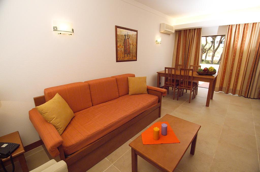 קווארטיירה Apartamentos Alvaflor מראה חיצוני תמונה
